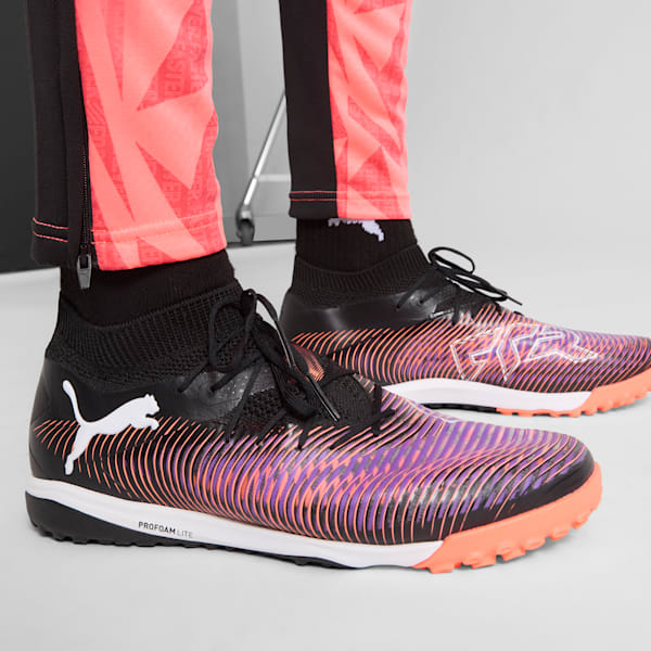 Chaussures de soccer à crampons FUTURE 8 PRO Cage Homme, PUMA Black-PUMA White-Glowing Red, extralarge
